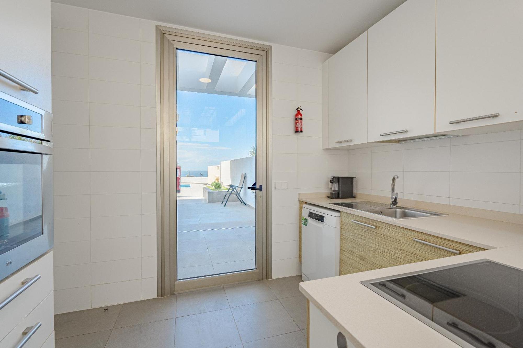 Caterina, Luxury With Heated Pool Ocean View In Adeje, Tenerife